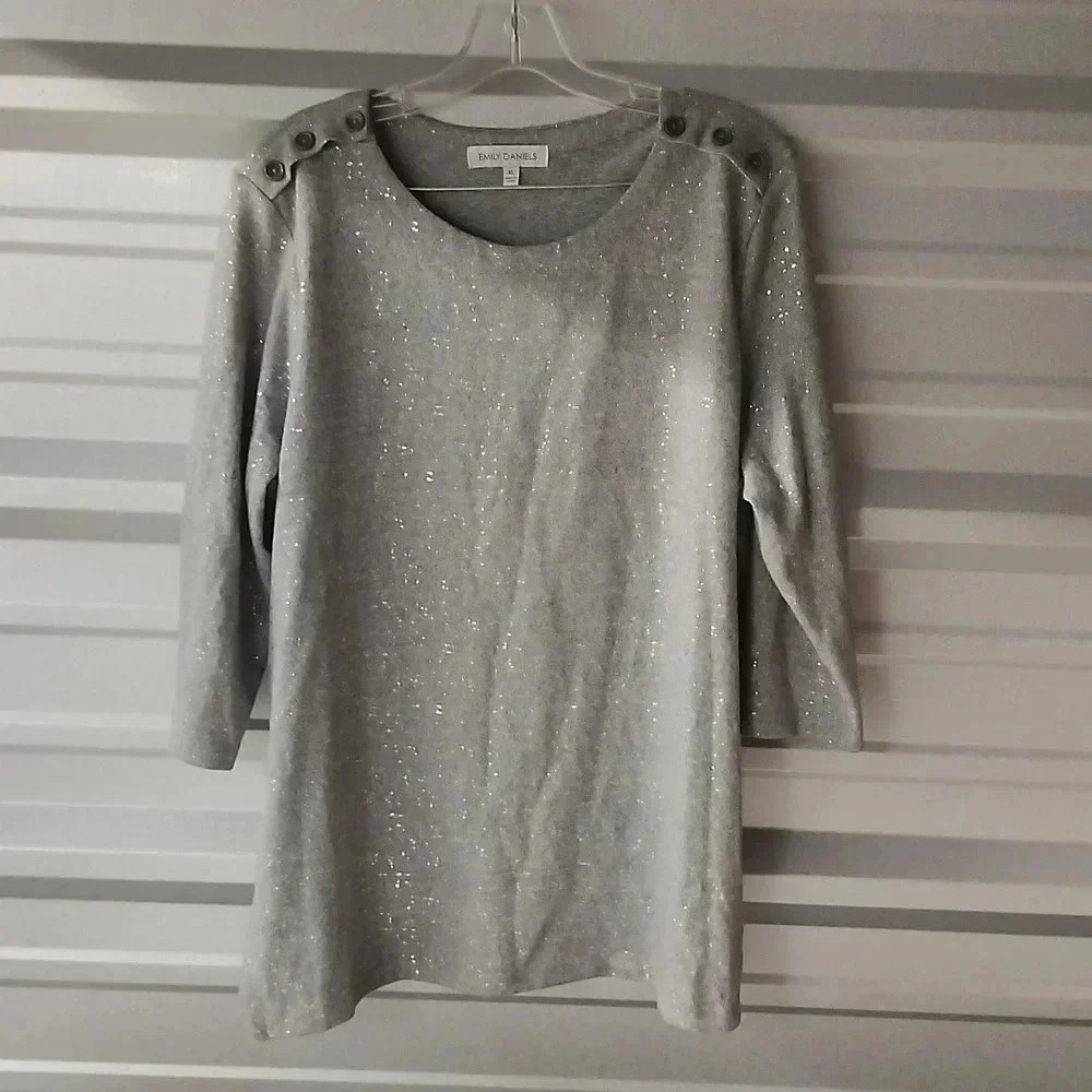 Emily Daniels blouse women's gray extra large